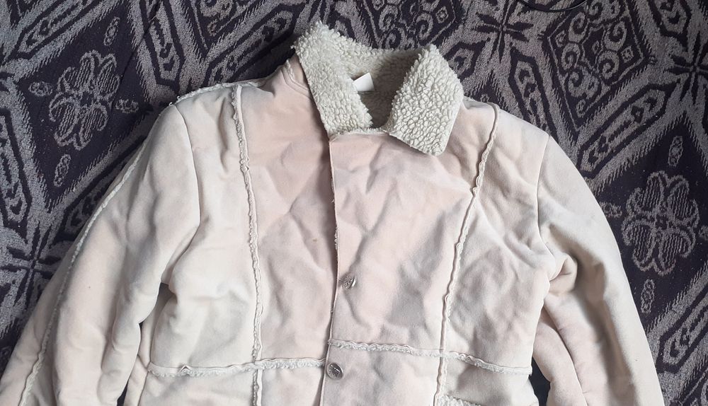 Дамски кожух беложълт