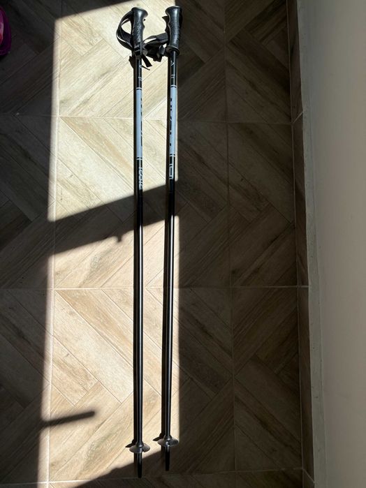 Ски и сноуборд оборудване