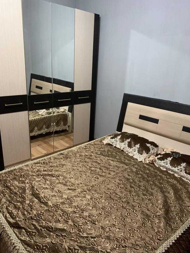 Сдаётся 3-х комн. квартира в районе МКР. АРАЙ