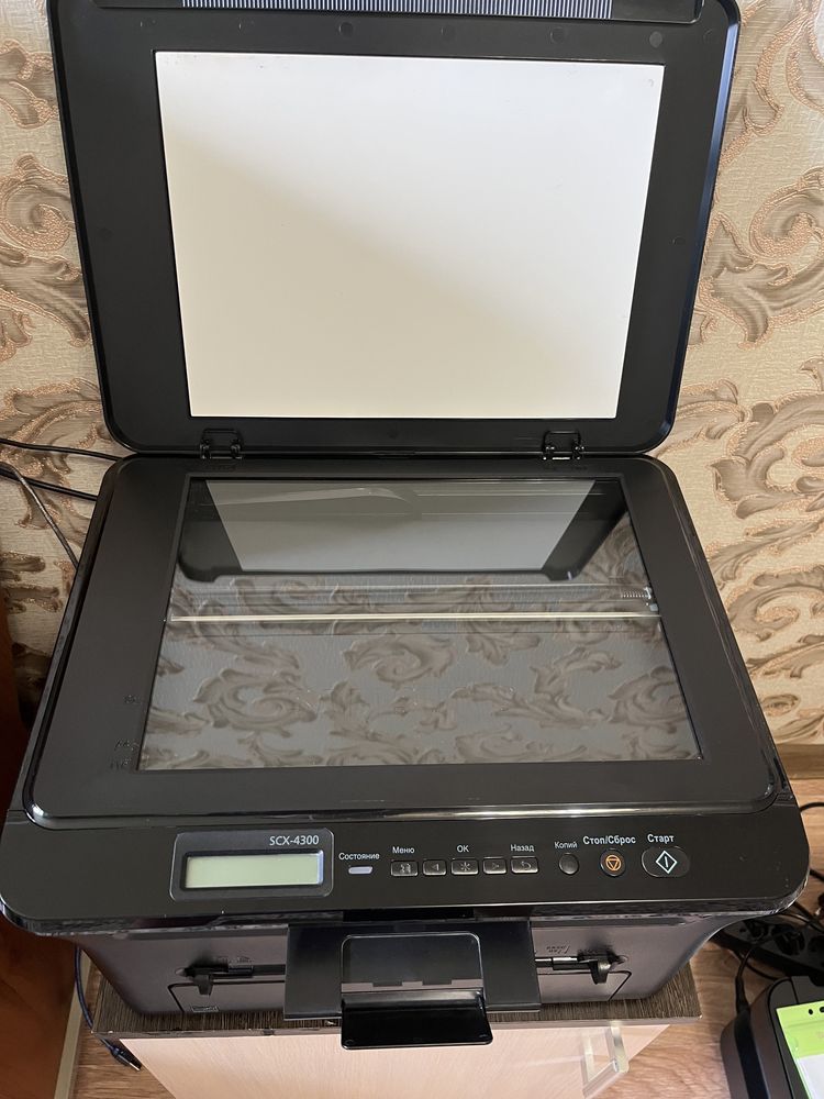 Продам ч/б принтер Samsung SCX-4300