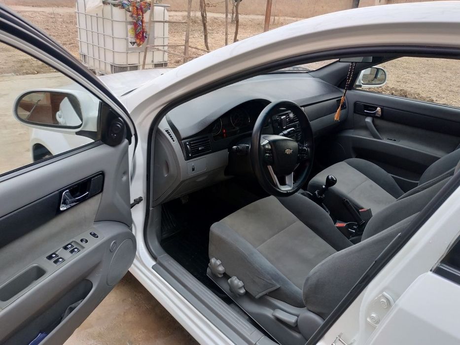 Chevrolet Lacetti Jentra 2017 M/T