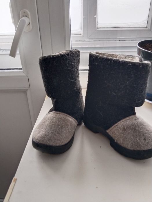 Войлочные бурки на липучках