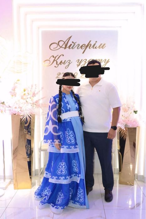 Продается дизайнерское платье