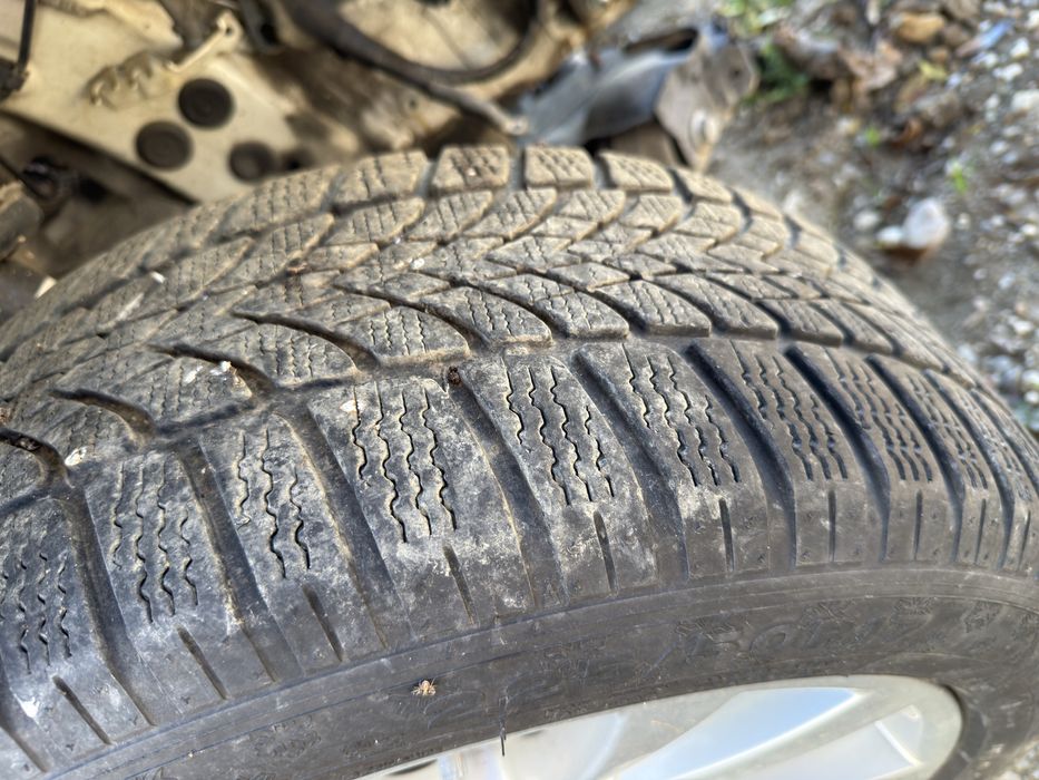 Jante bmw f31,30 r17 cu anvelope dunlop iarna