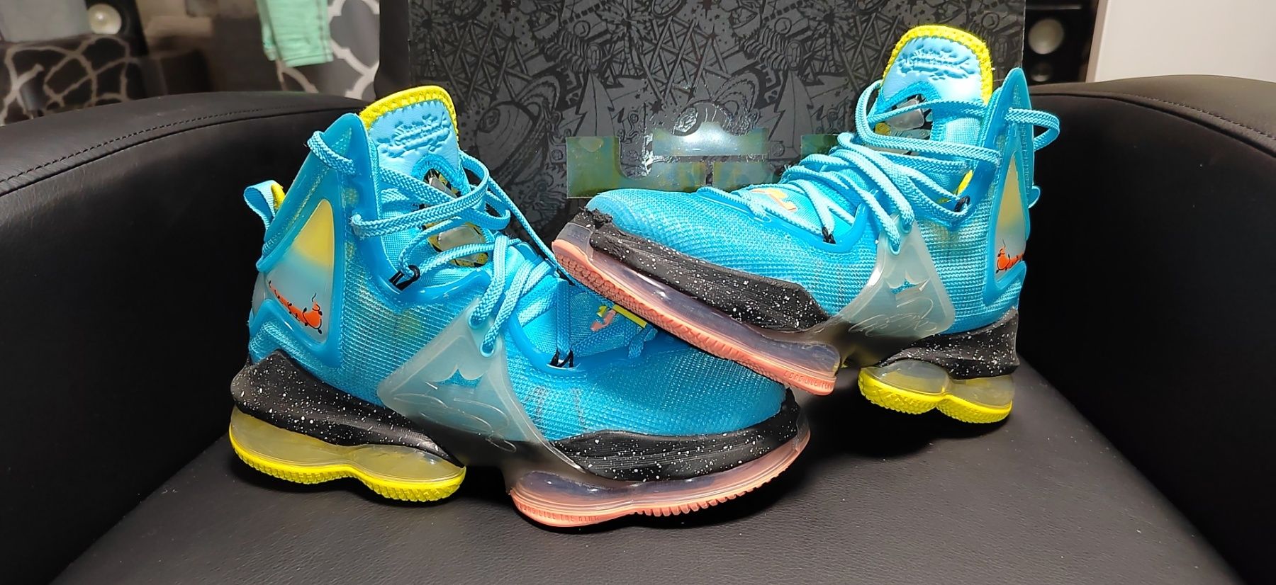 Nike Lebron XIX, номер 40