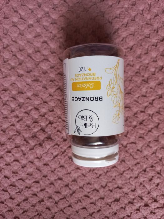 Supliment alimentar autobronzant