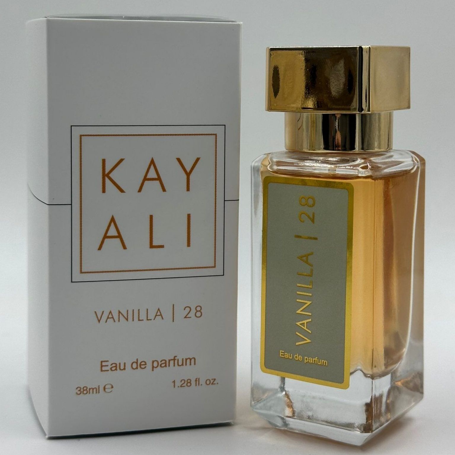 Унисекс мини парфюм Kayali Vanilla 28 EDP 38ml