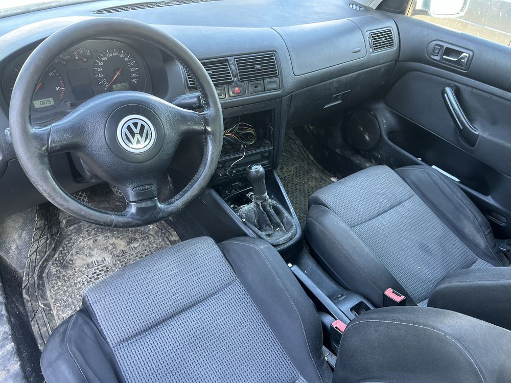 Голф 4 1,9тди 101кс на части/vw golf 4 1,9tdi 101ks na chasti