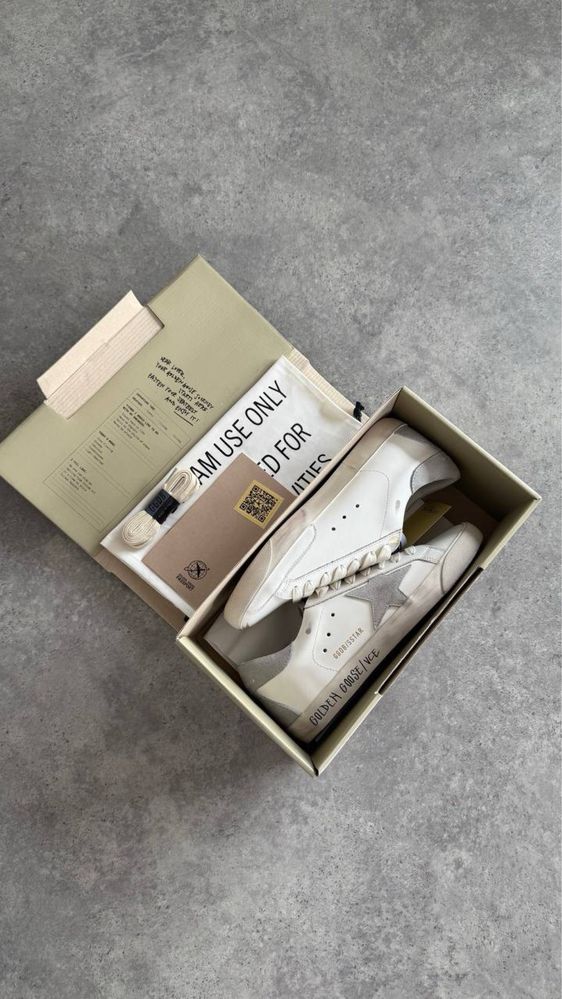 Adidasi Golden Goose Noi din piele  !!! Marimi 40/45 !!!