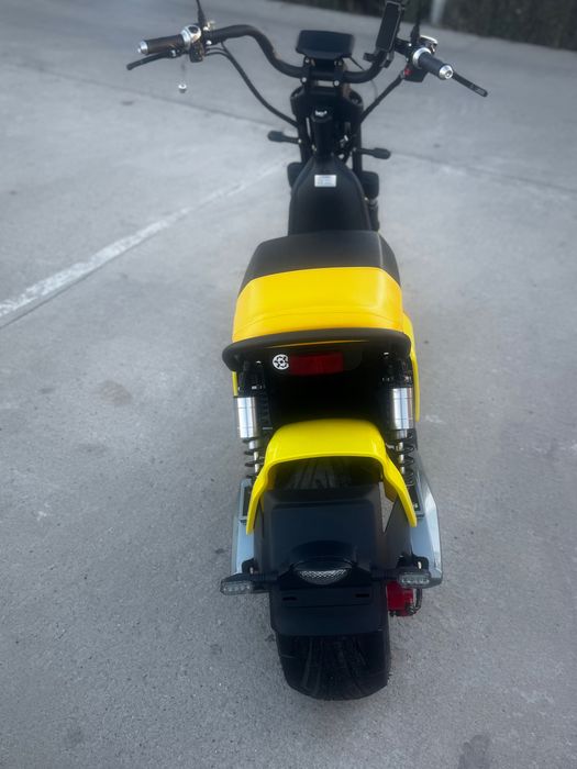 Vând scuter electric s701sport  preț negociabil