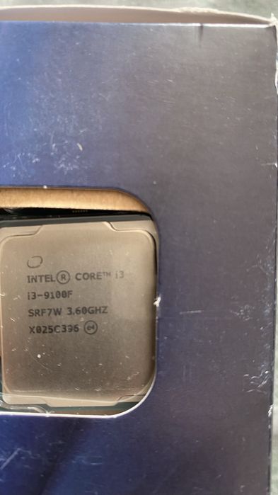 Vand procesor Intel I3 9100F