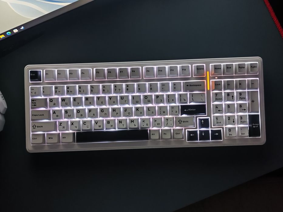 Aula F99, почти новая