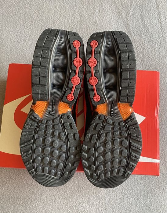 Nike Air Max DN black/orange