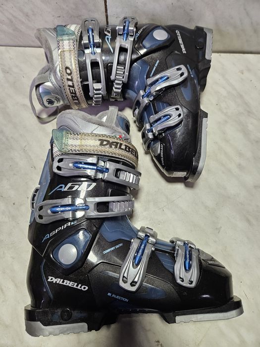 Clapari ski schi  Dalbello  mondo 24,5  corespunde mărimii 38