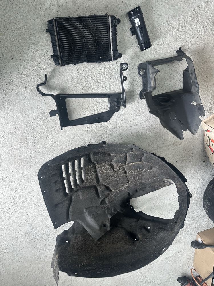 Carenaj stânga față,radiator vw touareg 3.vod:4m0121212.D