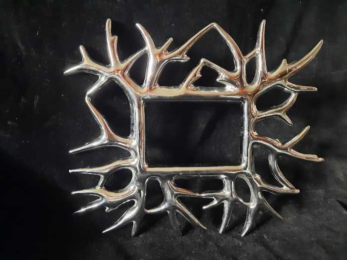 rama argintie foto sau oglinda