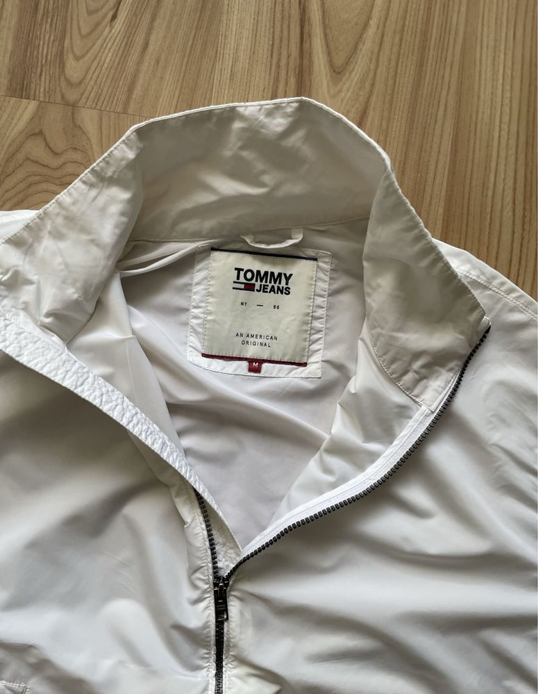 TOMMY HILFIGER/мъжко яке/лято-пролет М/L