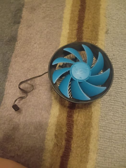 Кулер deep cool в хорошем состоянии