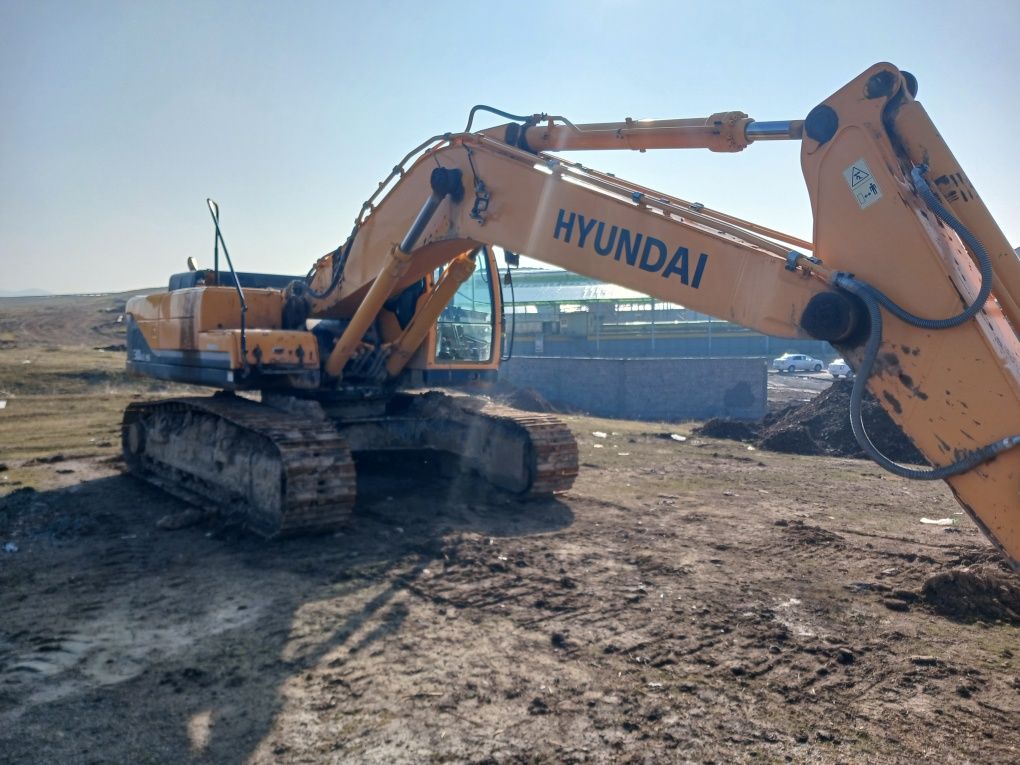 Ekskavator 330 talik 22 yili abmen ham bor