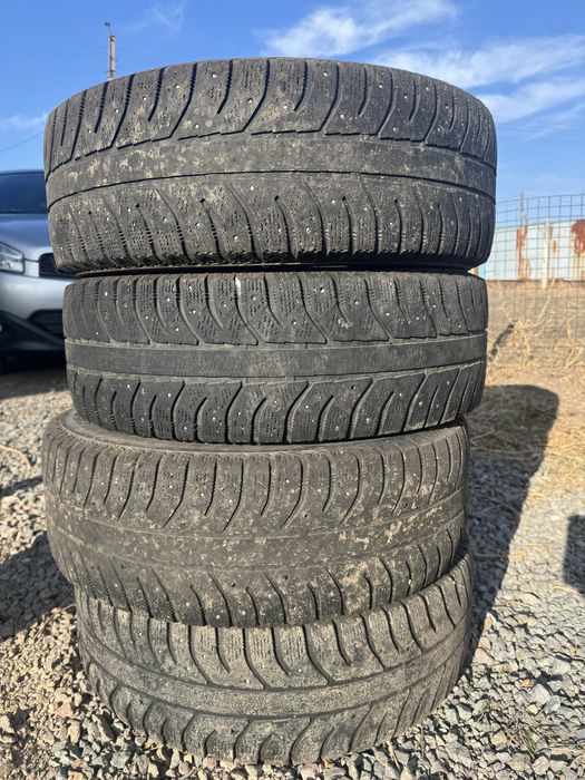 Продам шины (зима)