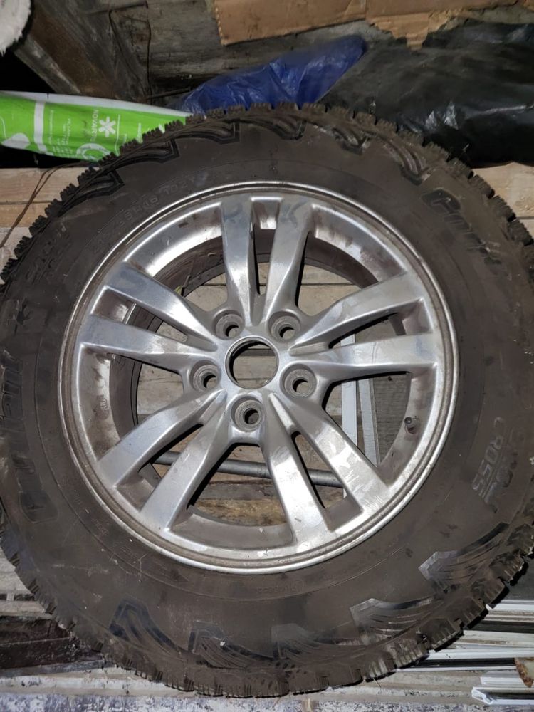 Продам Шины с дисками Кордиант 215х65х16