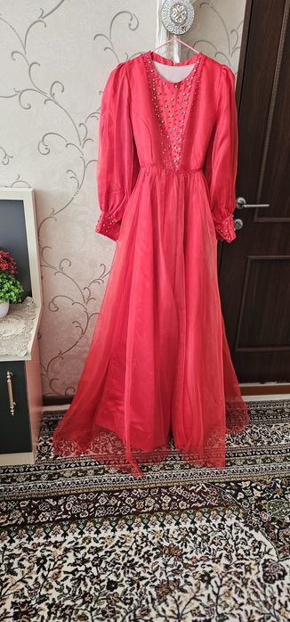 Вечернее  платье