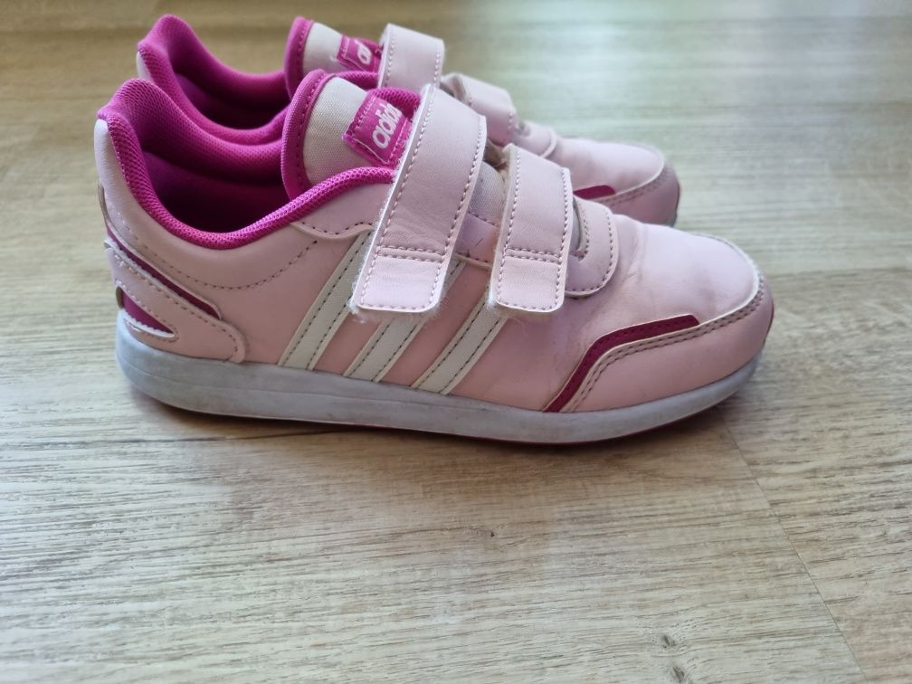 Маратонки adidas