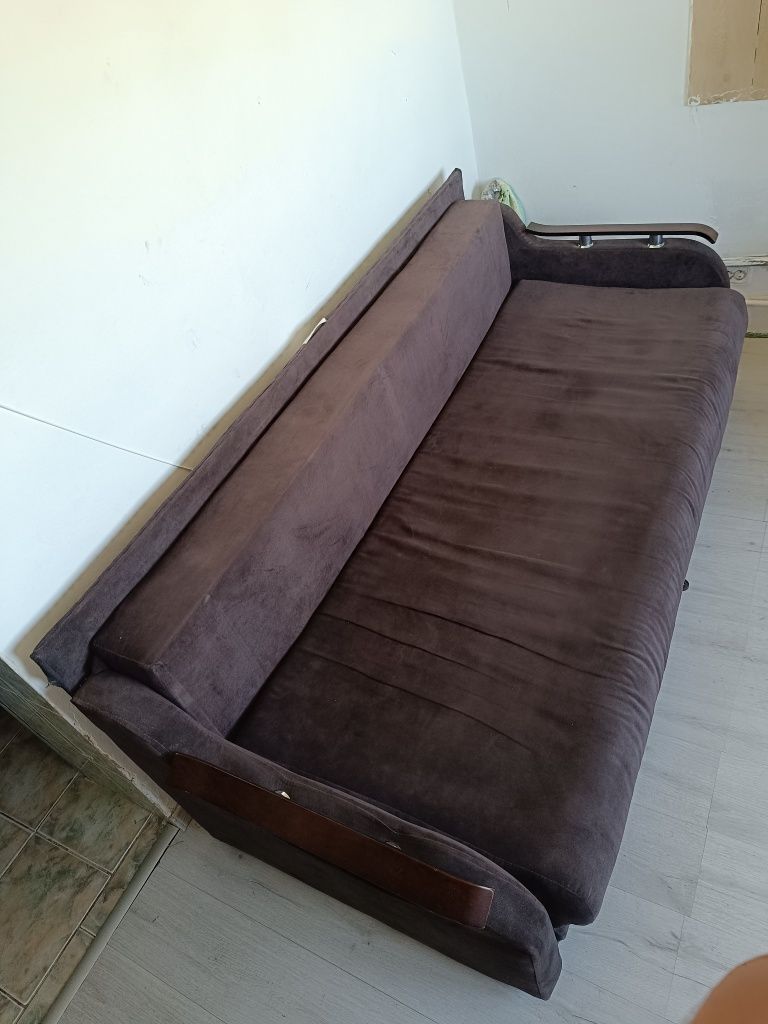 Canapea extensibila