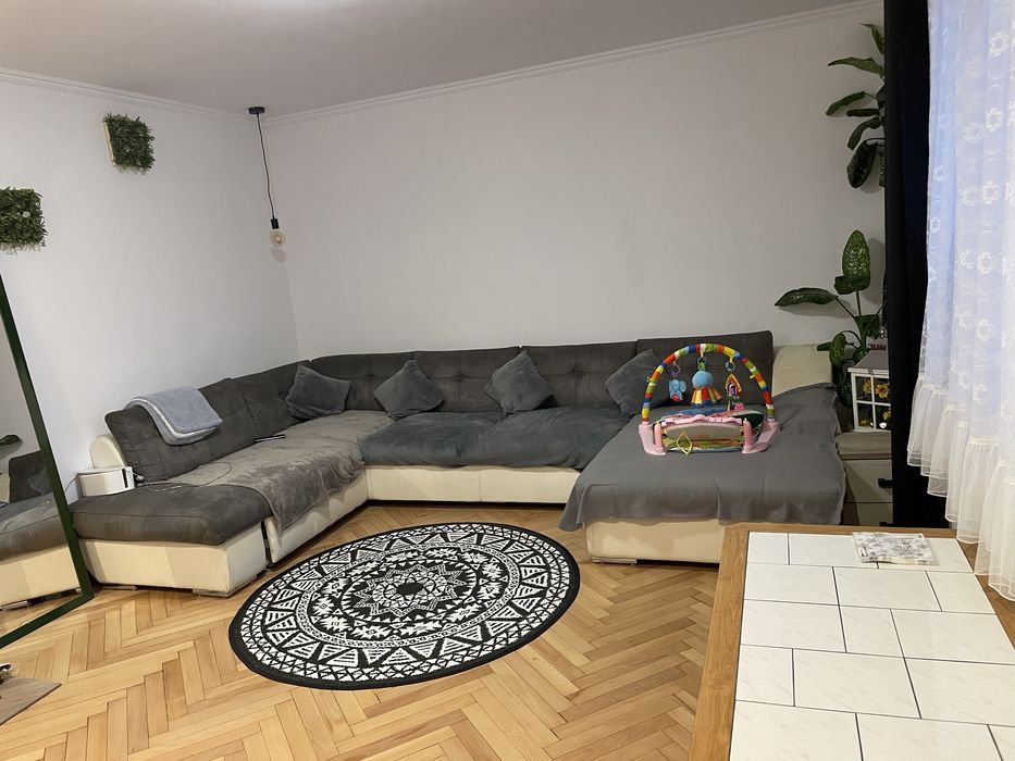 Apartament la casa