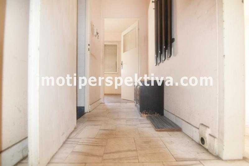 Продава се Тристаен апартамент в Пловдив, Кючук Париж - 67 кв.м за 1389 €/кв.м - Снимка #10