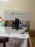 XBOX 360 полный комплект +2 игры