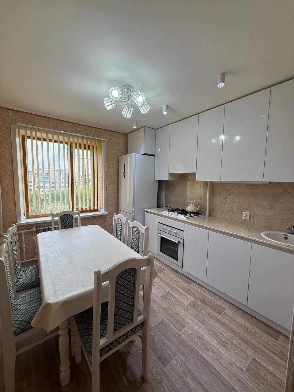 2-комн. квартира, 50.4м², р-н СХИ.