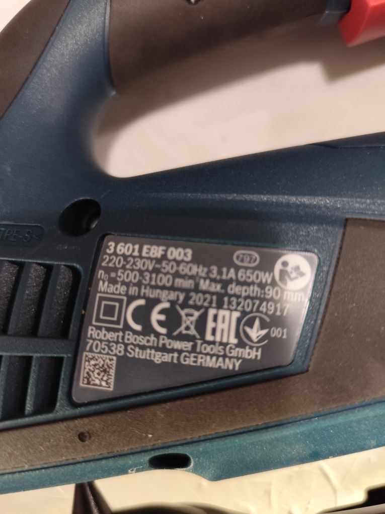 Топ модел електрически прободен трион зеге Бош Bosch GST 90 BE