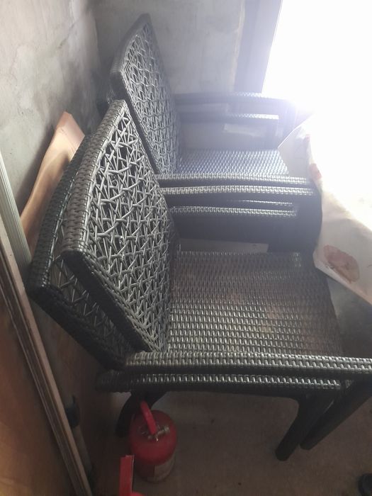 Set gradina masa si 4 scaune