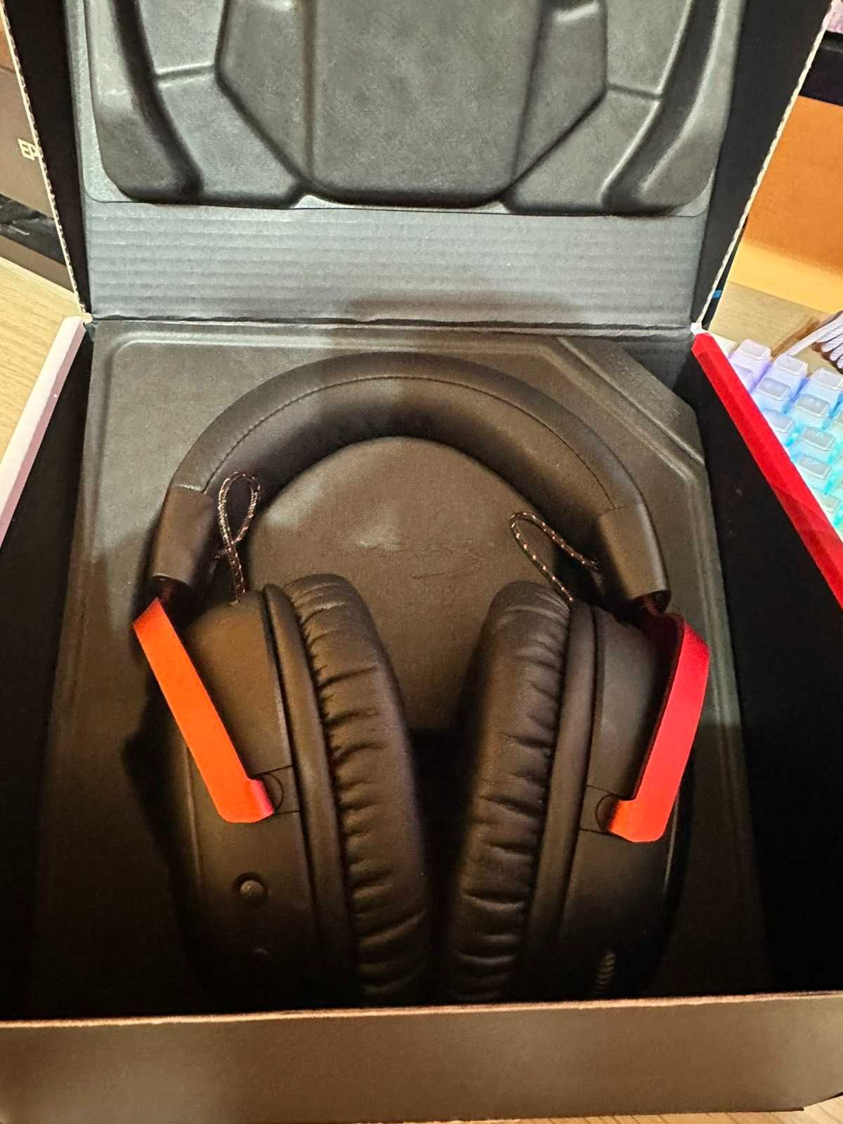 HyperX Cloud III Wireless Red Безжични геймърски слушалки с микрофон