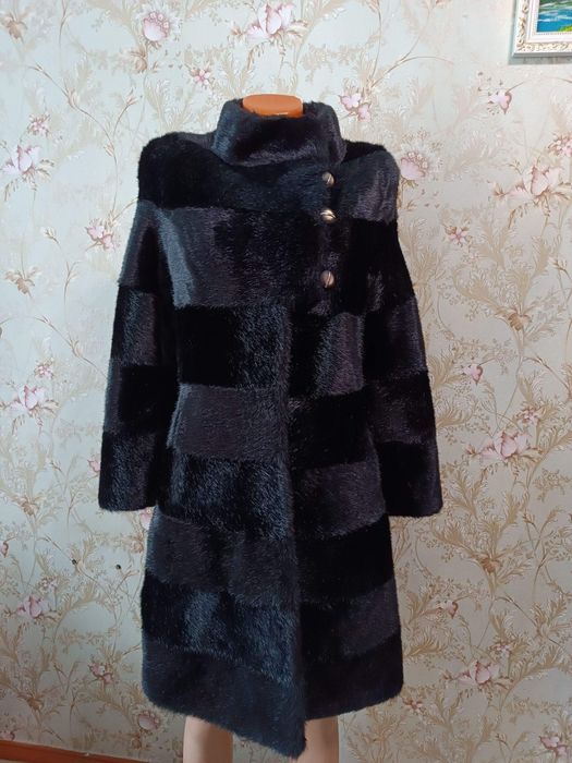 Продам шубу! Под норковую!