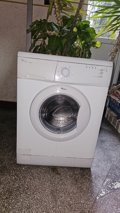 Vând mașină de spălat rufe