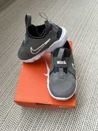 Детски обувки Nike Flex Runner 2 и Mayoral