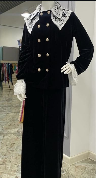 Продам бархатный костюм