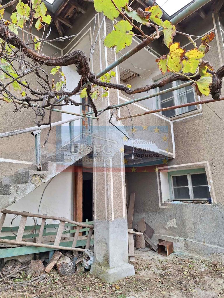 Продава се Къща в с. Кременик, Област Кюстендил - 130 кв.м за 334 €/кв.м - Снимка #12
