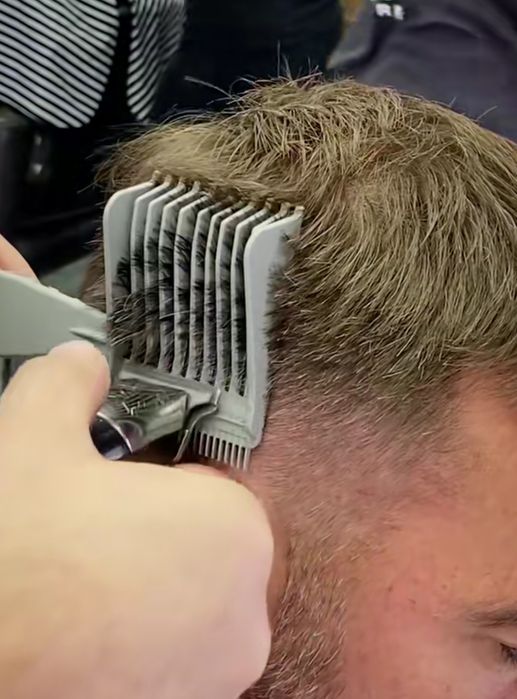 Расческа для перехода, четкие и ровные переходы