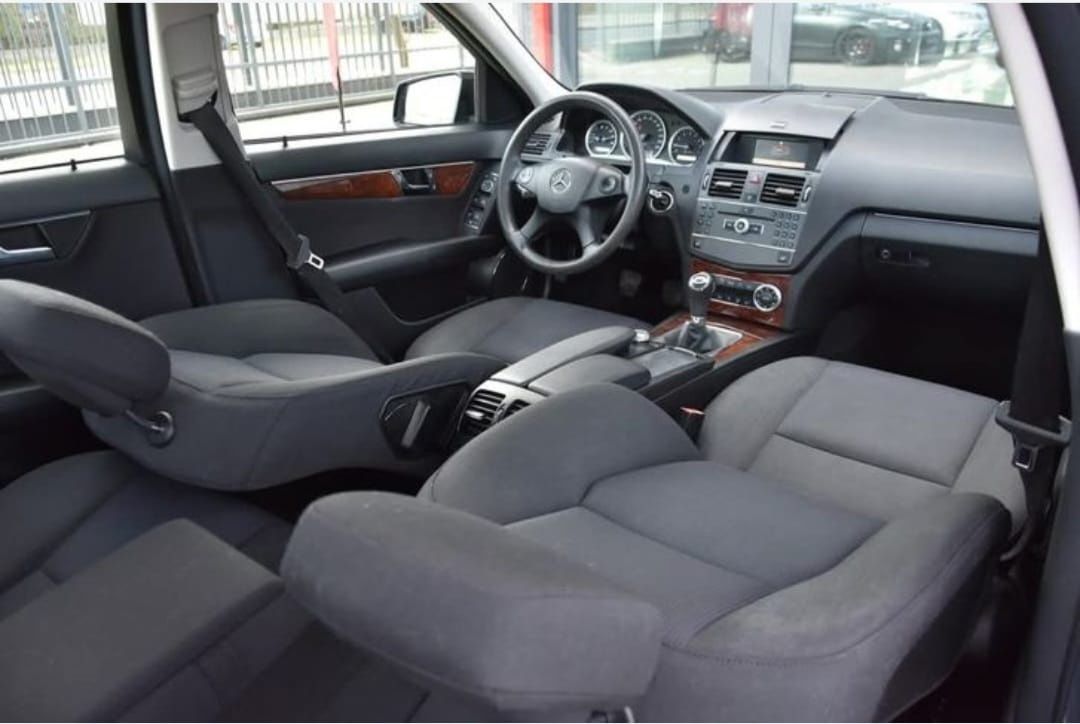 Mercedes C180 Kompressor 1,6 benzina