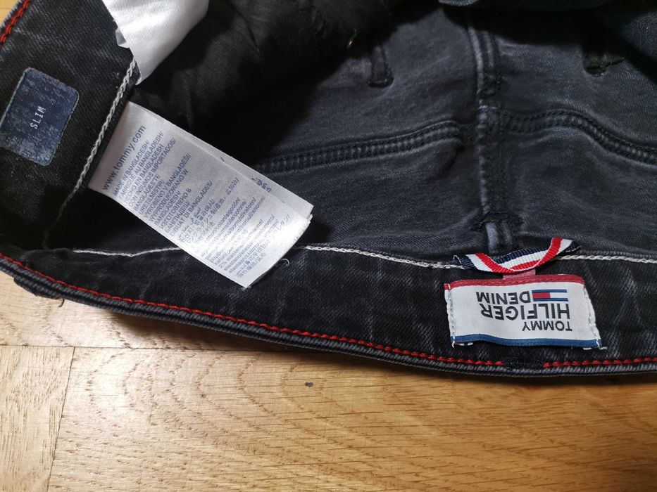 Tommy Hilfiger дънки