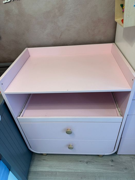 Set comodă și dulap cameră fetiță Ikea