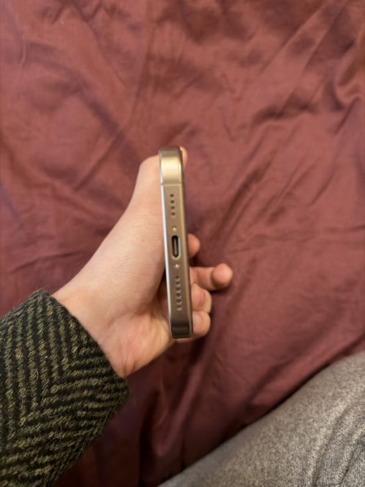 Iphone 16 pro max 1 sim