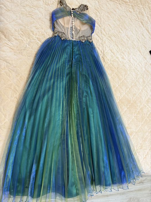 Rochie deosebita pt eveniment