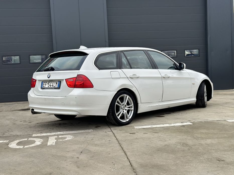 Bmw 318d 2011 automat navi mare