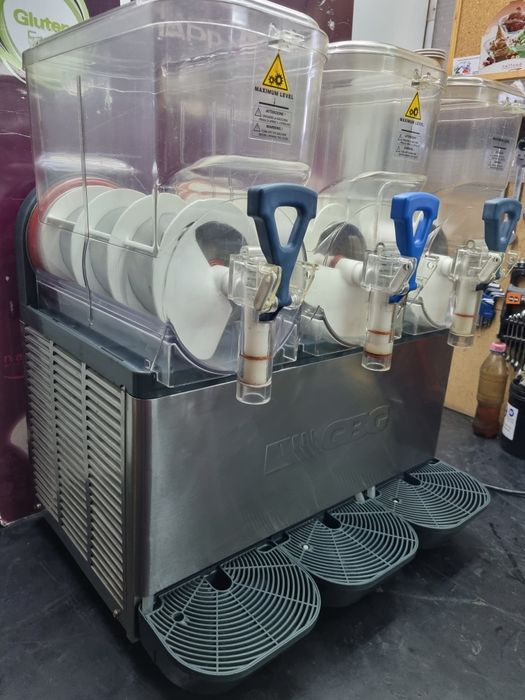 Aparat pentru suc Granita (suc cu fulgii de ghiață) GBG