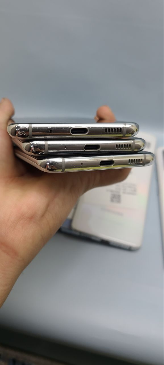 Samsung galaxy s20 12/128gb holati xarxil snapdragon