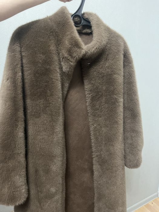 Шуба новая коричновая